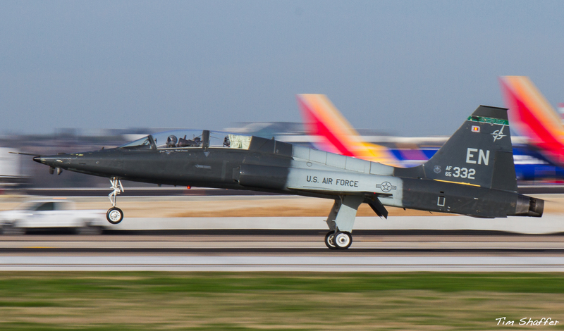 A Northrop T-38 Talon from Sheppard AFB lands at Austin-Bergstrom International Airport (Tim Shaffer)